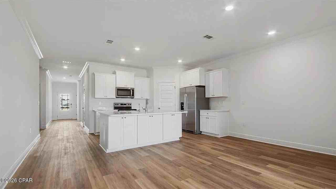 137 Holley Grove Ln - Photo 7 of 25