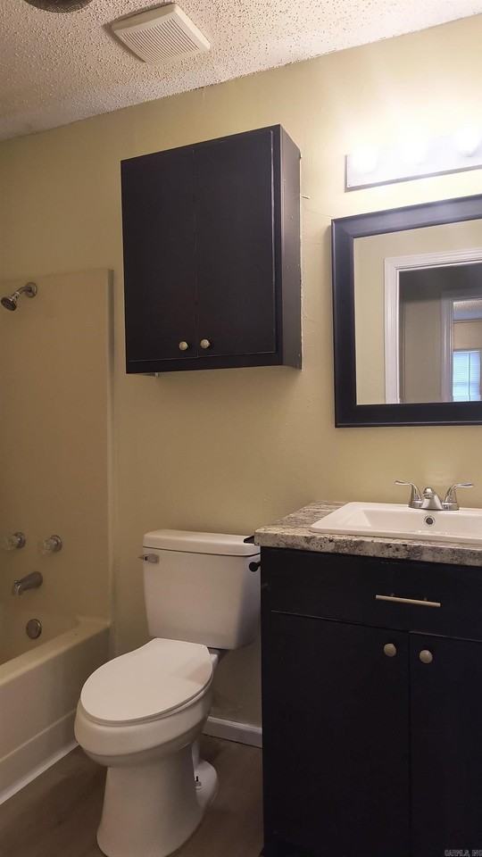 3835 W 20th Ave - Photo 6 of 7