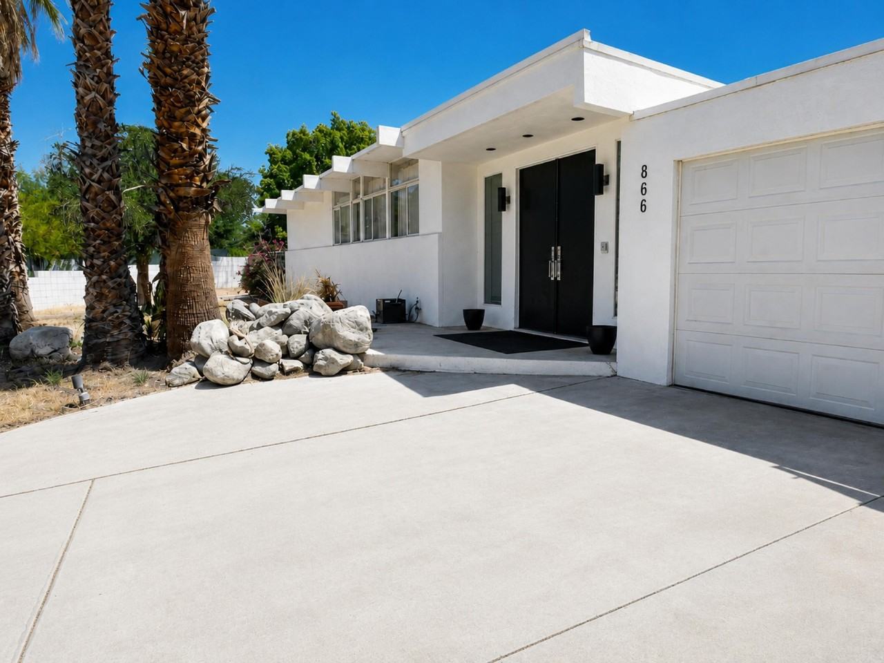 866 N Topaz Cir - Photo 2 of 21