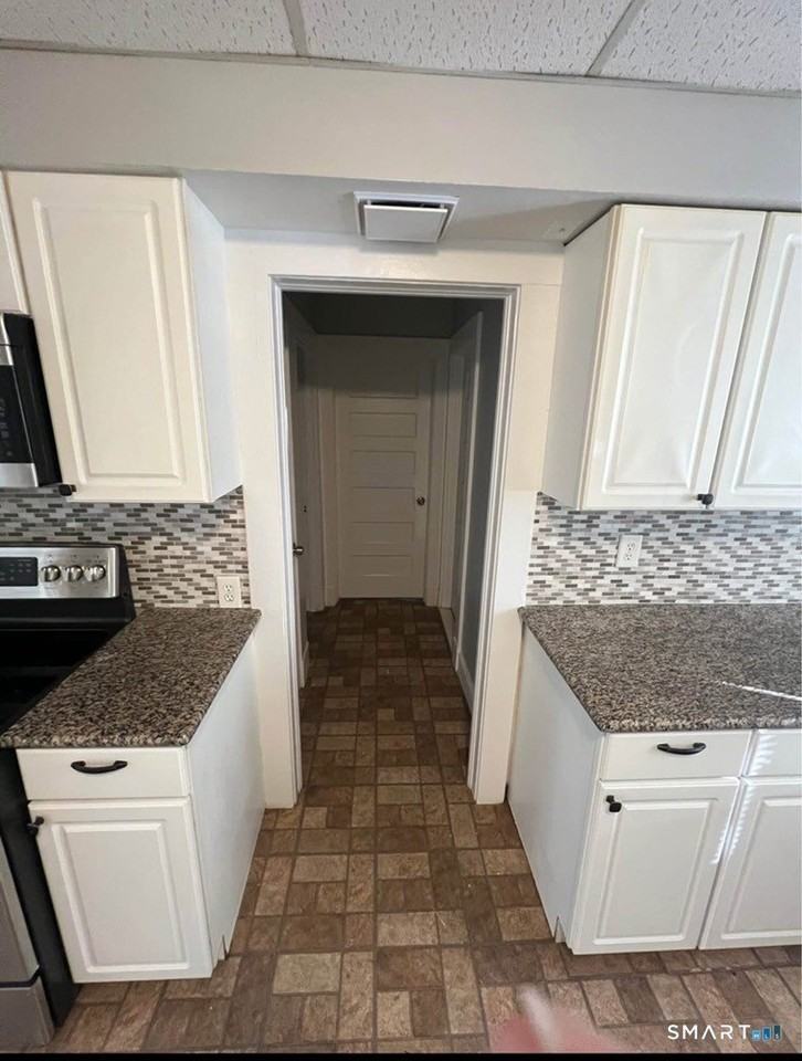 811 East St #1 - Photo 6 of 7