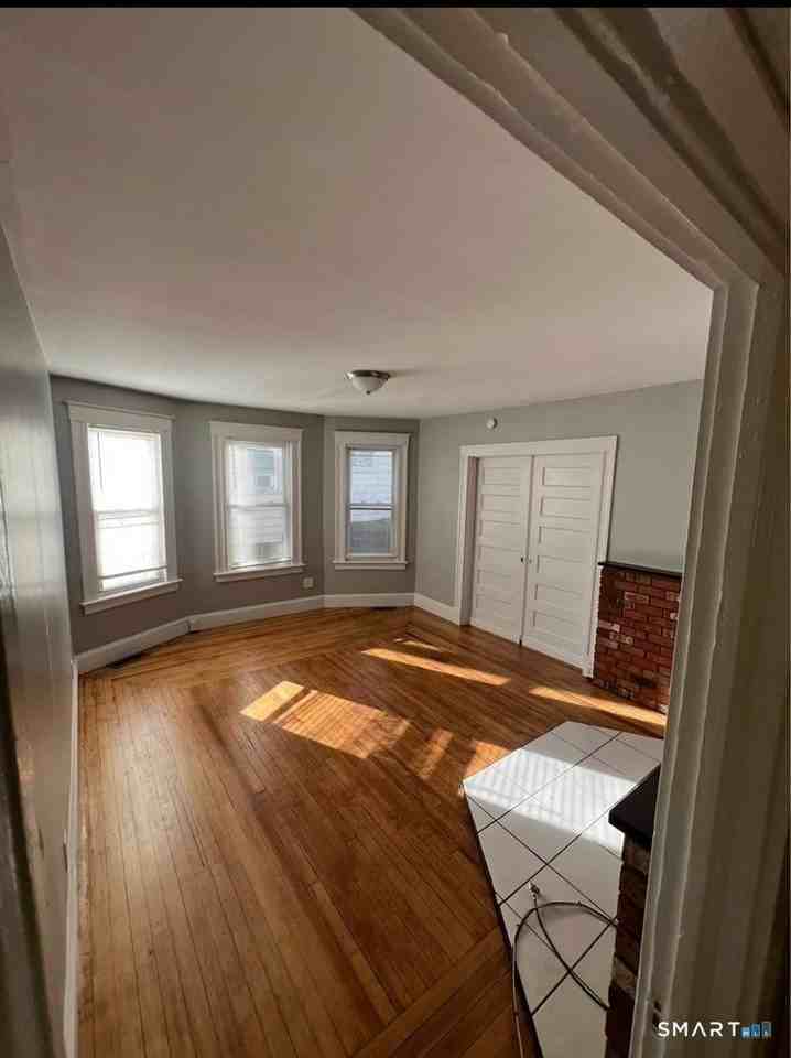 811 East St #1 - Photo 7 of 7