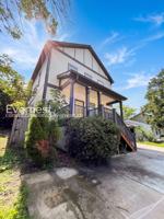 featured image of 2115 Burns St