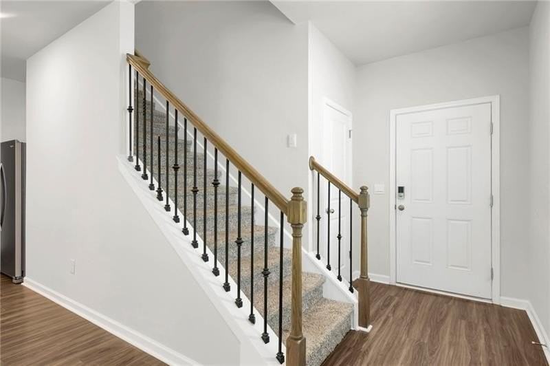334 Wells Cir - Photo 5 of 35