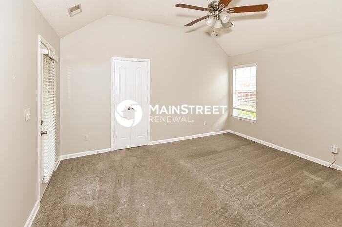 2257 Purple Leaf Ln - Photo 4 of 17