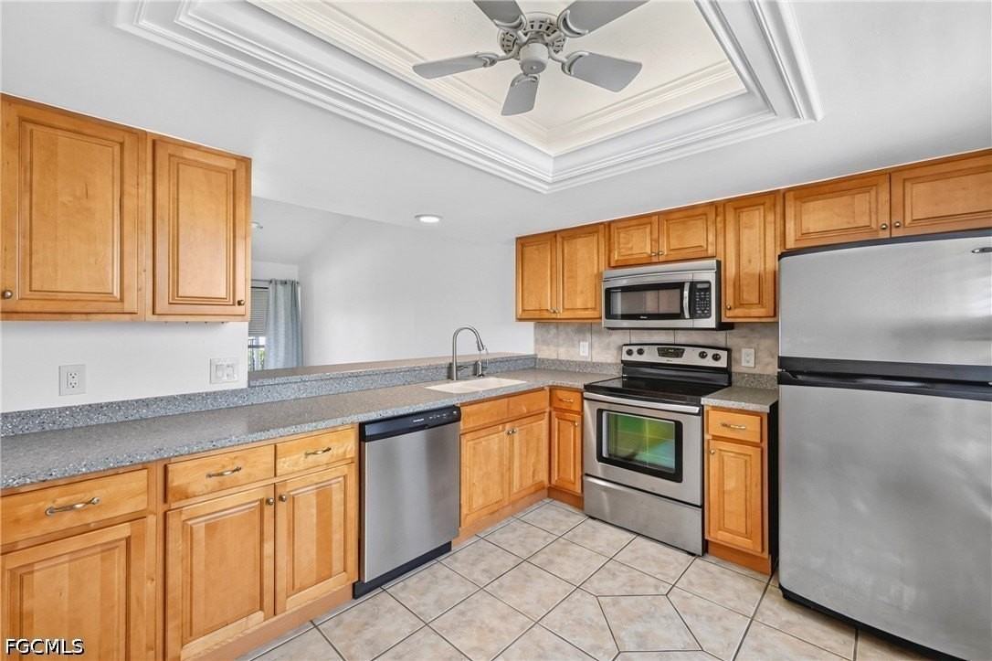 4708 Sw 8th Pl #201 - Photo 4 of 25