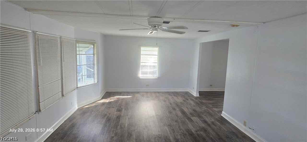 612 Pine Grove Ct - Photo 2 of 26