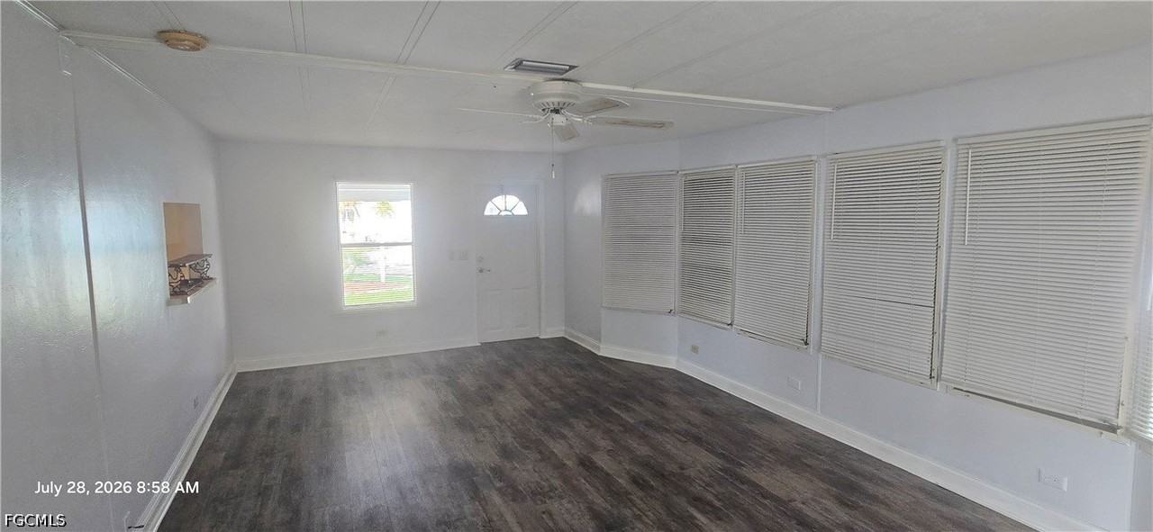 612 Pine Grove Ct - Photo 5 of 26
