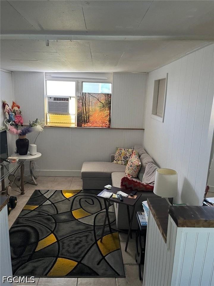 615 Bougainvillea Ct - Photo 2 of 7
