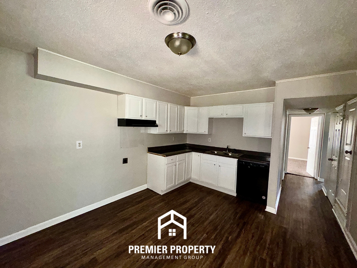4261 Trudy St - Photo 5 of 17