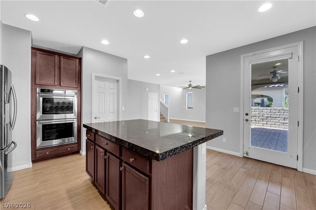 455 Astillero St - Photo 7 of 34