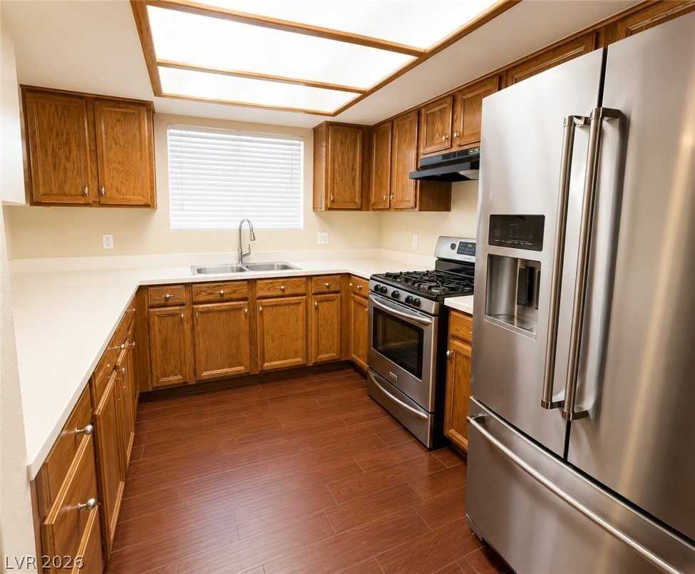 3341 Salmon Creek Dr - Photo 3 of 11