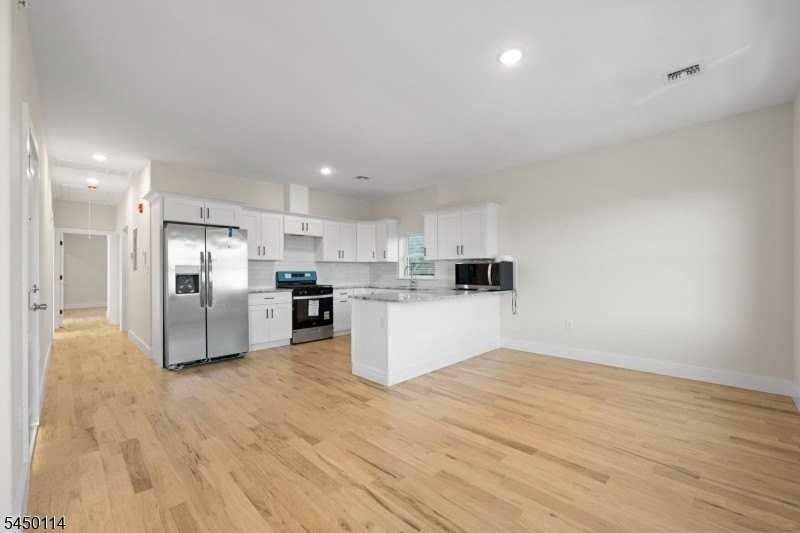 54 2nd St - Photo 3 of 8