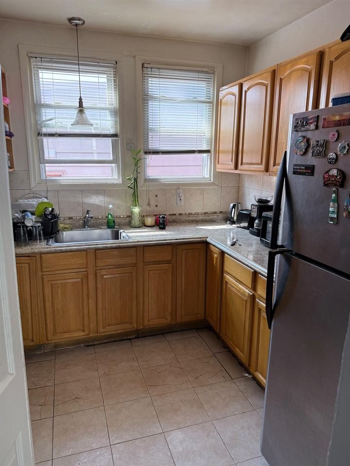 1501 76th St #2 - Photo 2 of 6