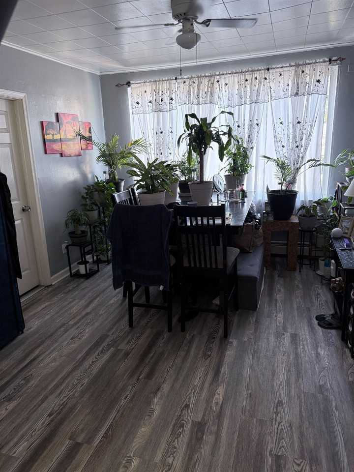 1501 76th St #2 - Photo 3 of 6