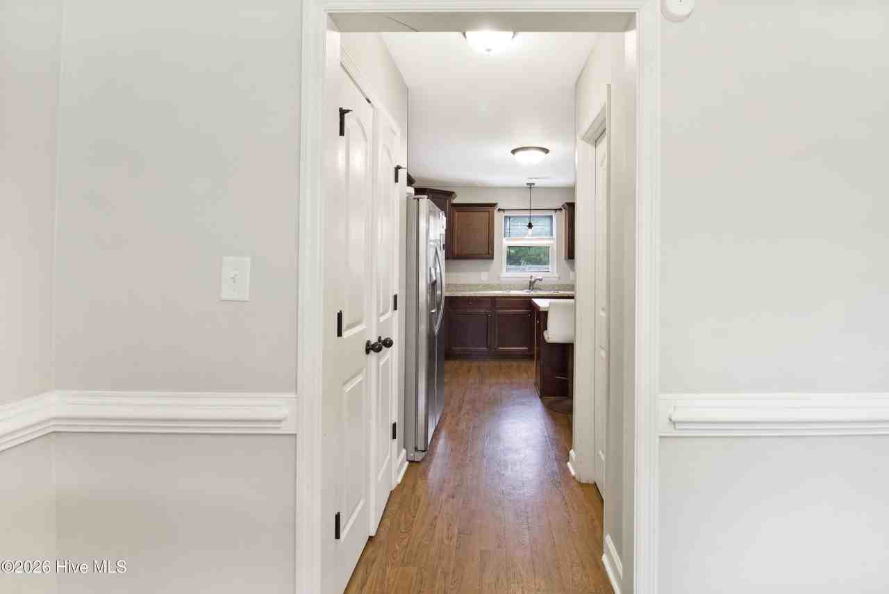 508 Maggies Ct - Photo 6 of 21