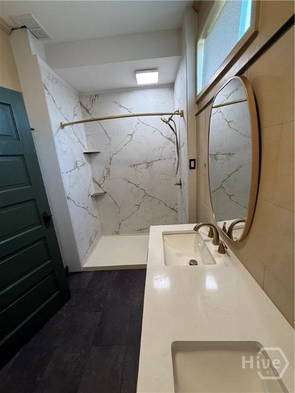 107 W 37th St