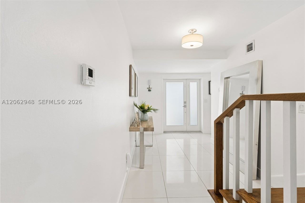 420 Aledo Ave - Photo 2 of 41