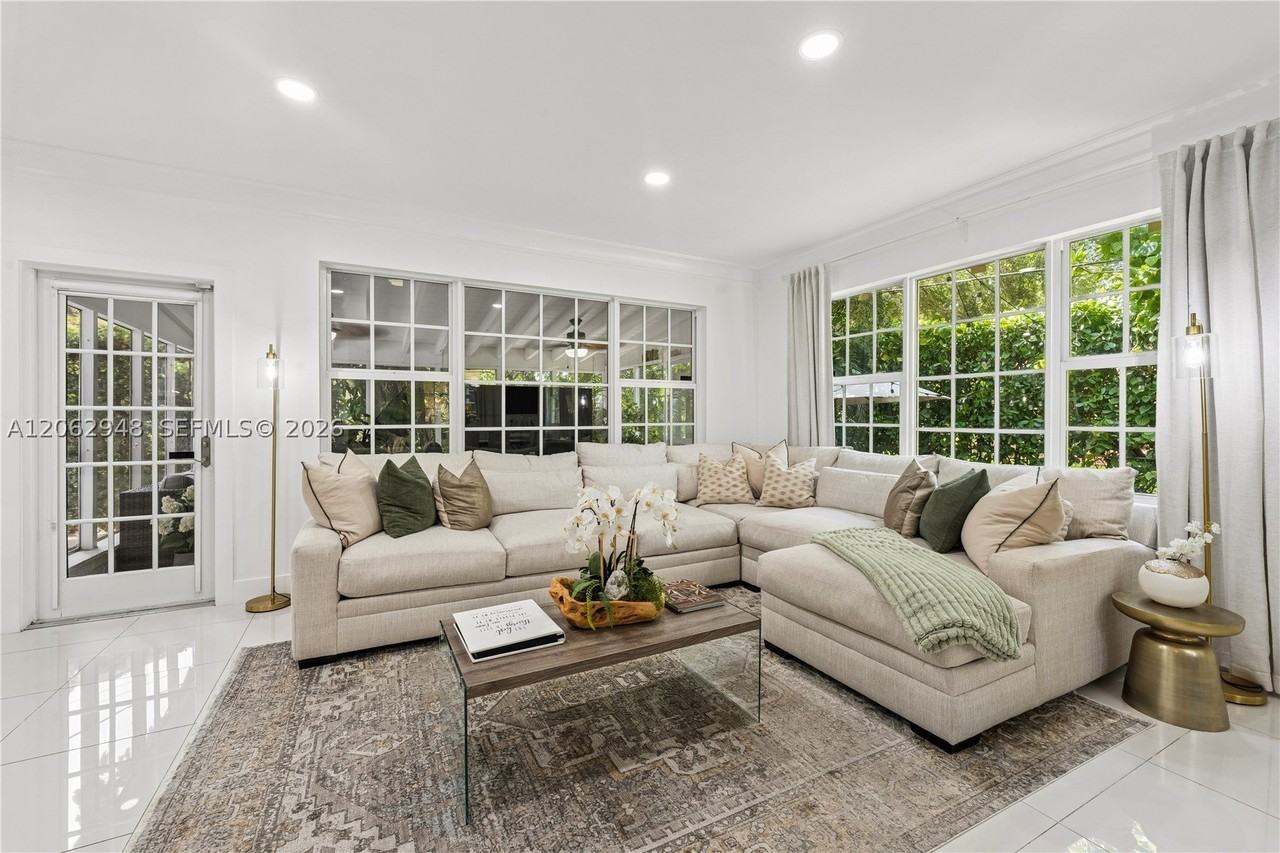 420 Aledo Ave - Photo 6 of 41