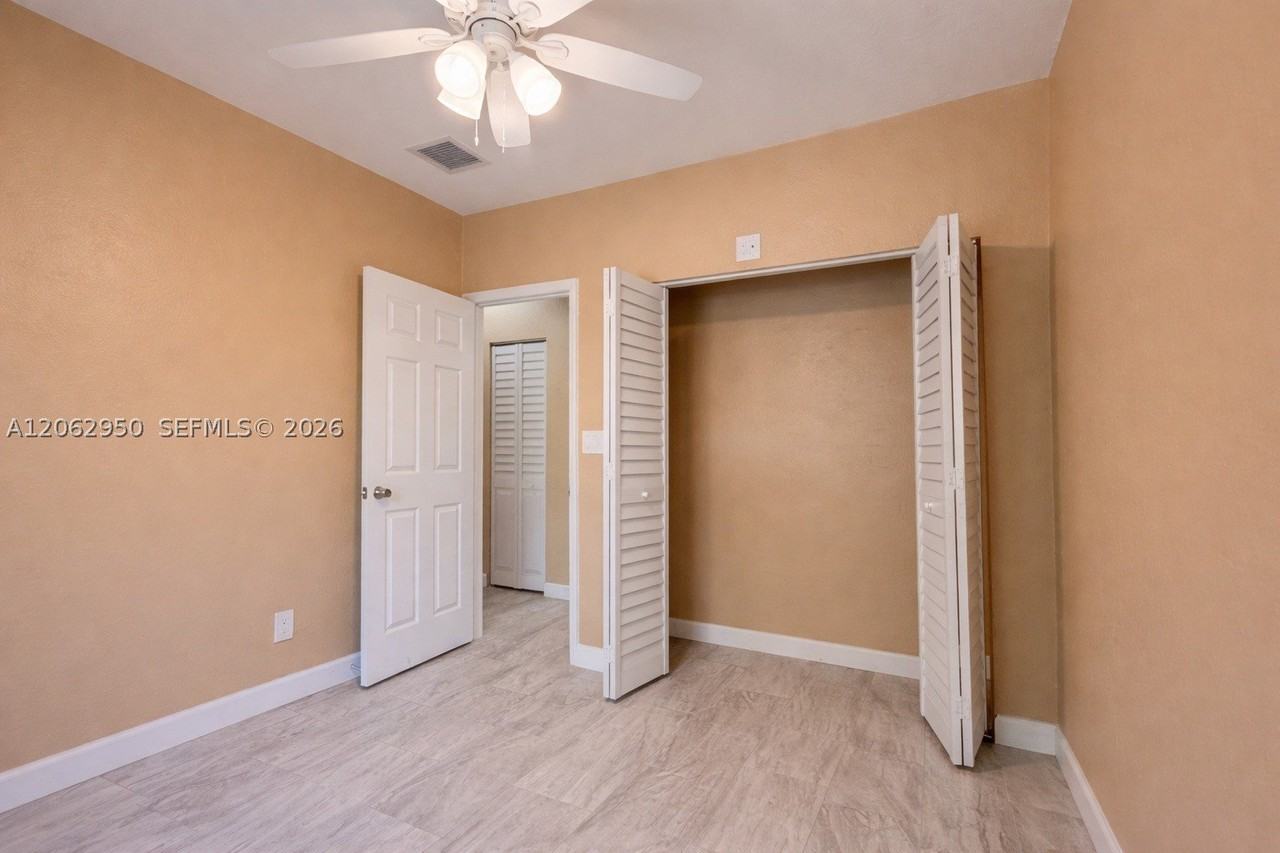 1015 Nw 8th Ave #B - Photo 7 of 25