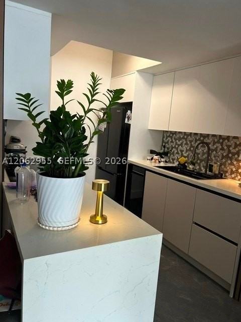 725 Sw 148th Ave #503 - Photo 3 of 18