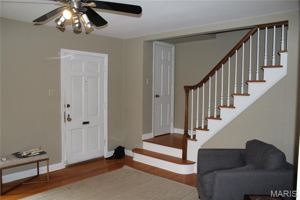 1119 Sanford Ave - Photo 2 of 27