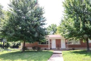 featured image of 414 S Cadillac Dr