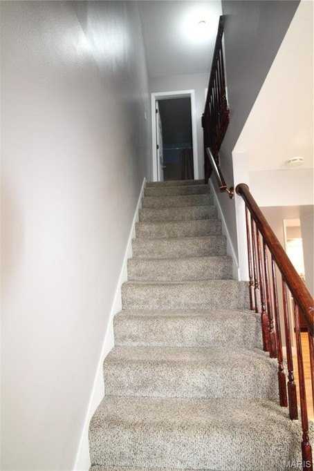 912 Oakwood Farms Ln - Photo 6 of 40
