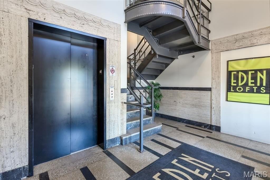 1720 Chouteau Ave #103 - Photo 5 of 30