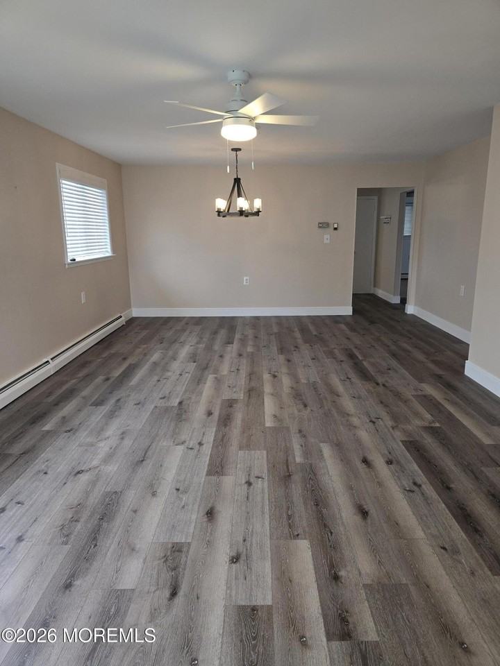 75 Montserrat St - Photo 4 of 26
