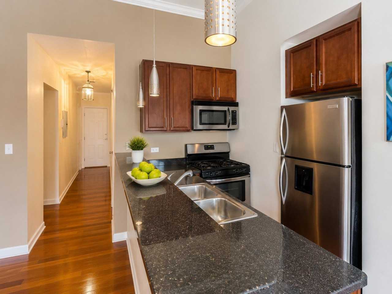 4731 S Ingleside Ave #A3 - Photo 5 of 9