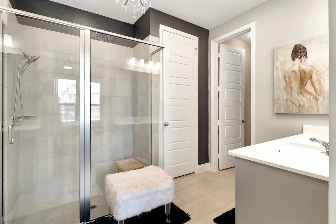 14173 Walsh Ave - Photo 4 of 25
