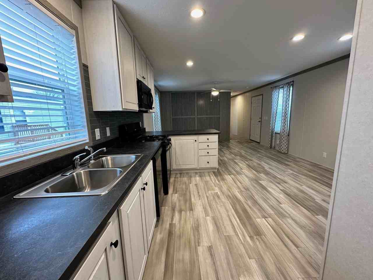 81 Nettie Ave #81 - Photo 2 of 14