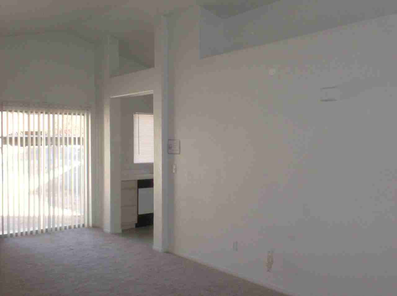 4662 Spitfire St - Photo 3 of 11