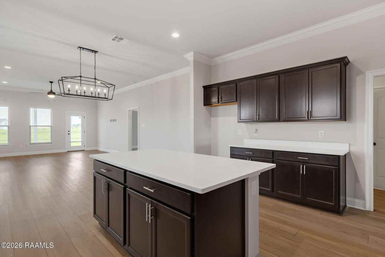 106 Bejeweled Ave - Photo 5 of 30