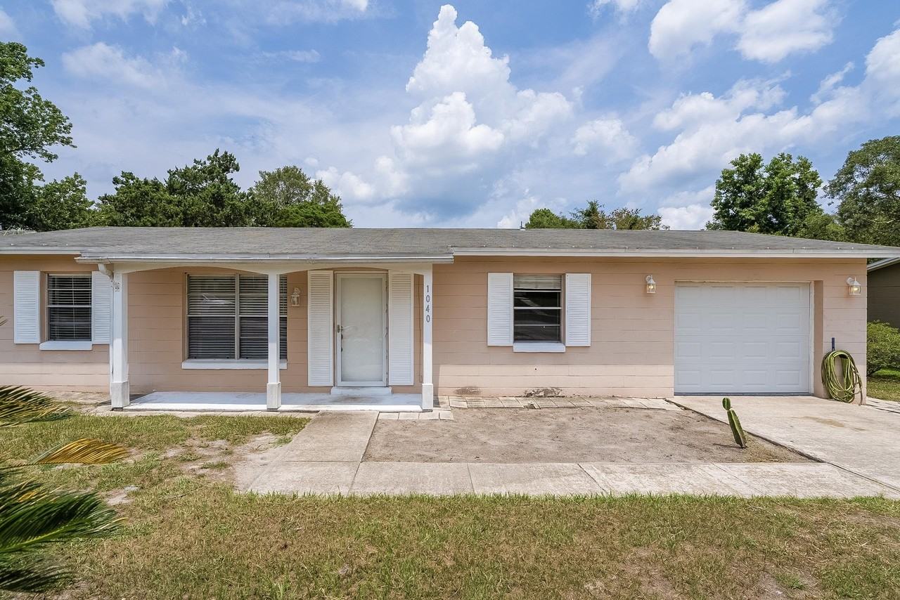 1040 Dorado Dr - Photo 3 of 50