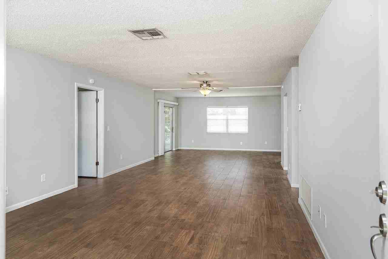 1040 Dorado Dr - Photo 6 of 50