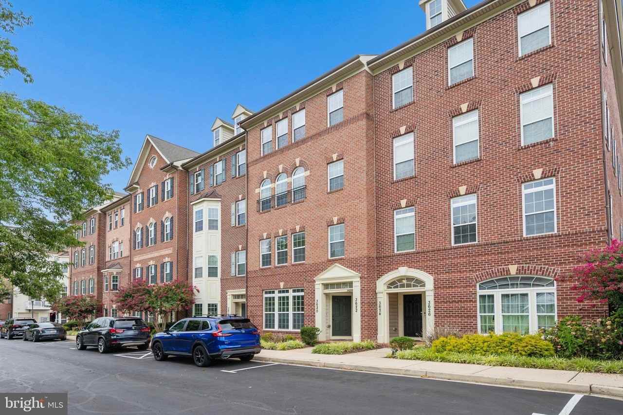 3620 Holborn Pl - Photo 2 of 45