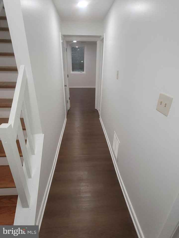 9921 Valley Park Dr #B4 - Photo 3 of 11