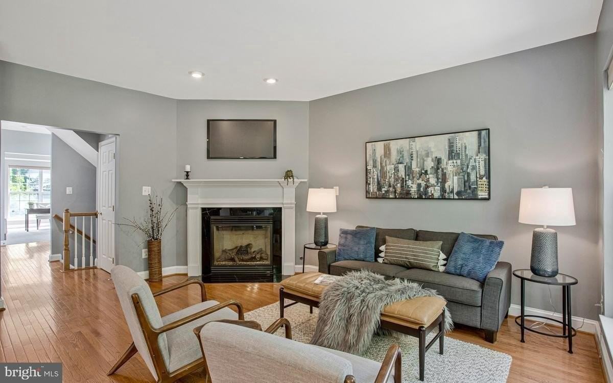 23435 Aster Way - Photo 5 of 39