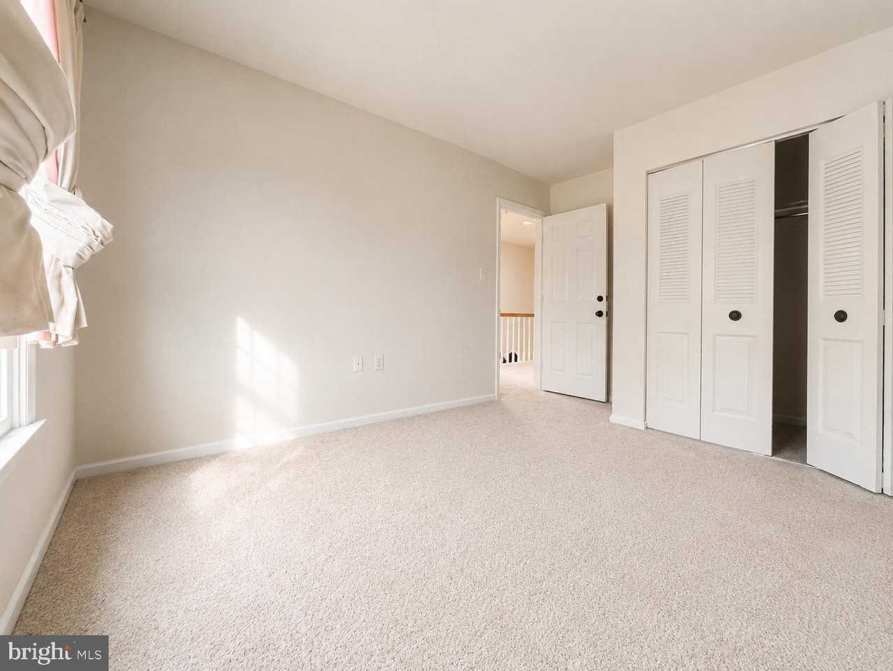 6597 Bermuda Green Ct - Photo 4 of 5