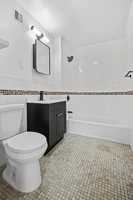 featured image of 597 Grand Ave #2HH