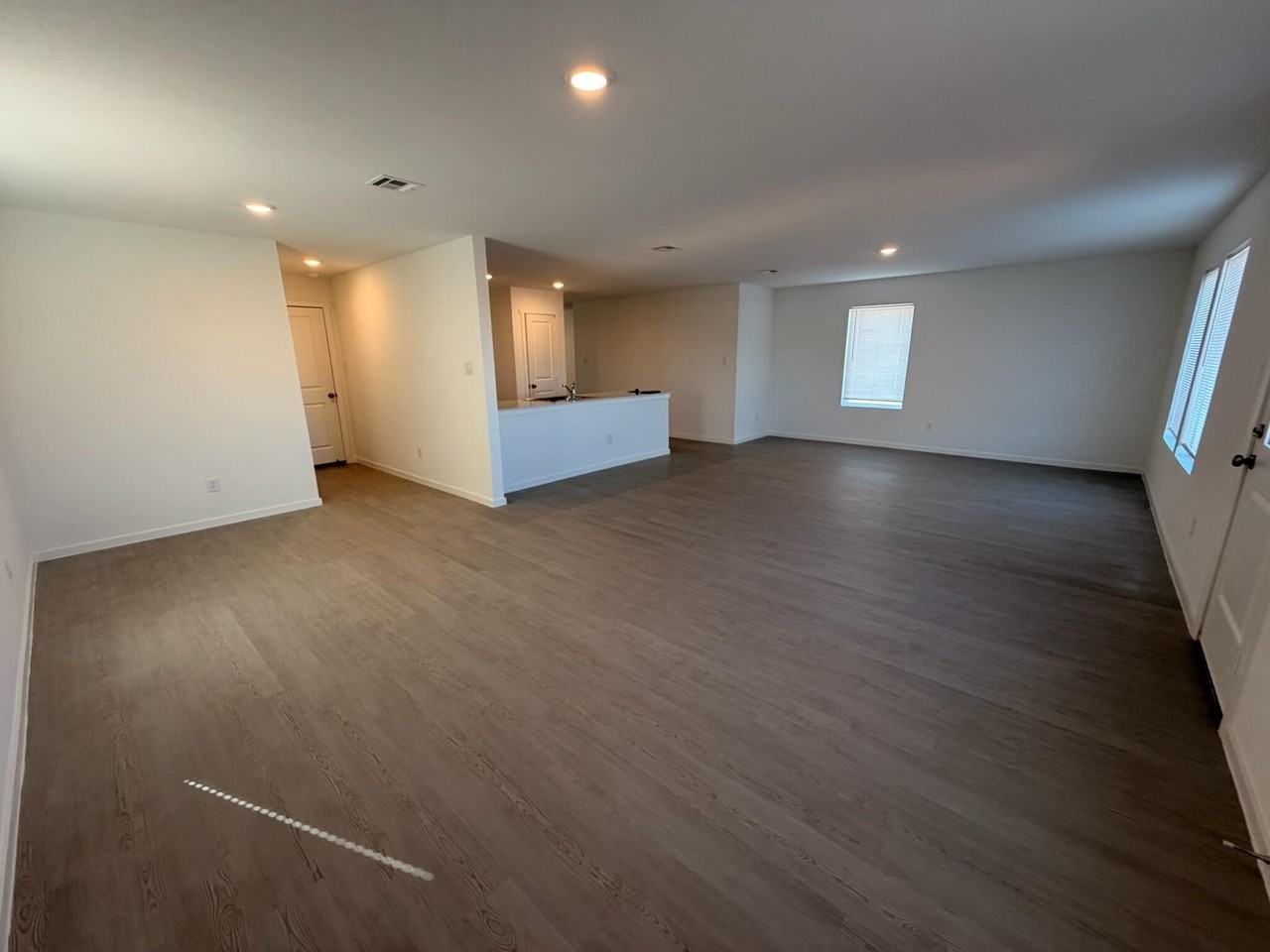 1517 Good Prairie Ave - Photo 5 of 17