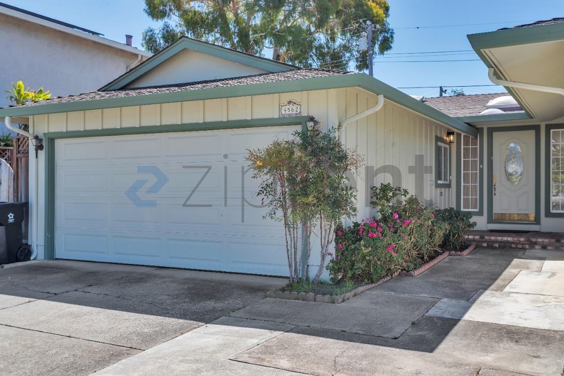 4562 Angeles Ave - Photo 2 of 17