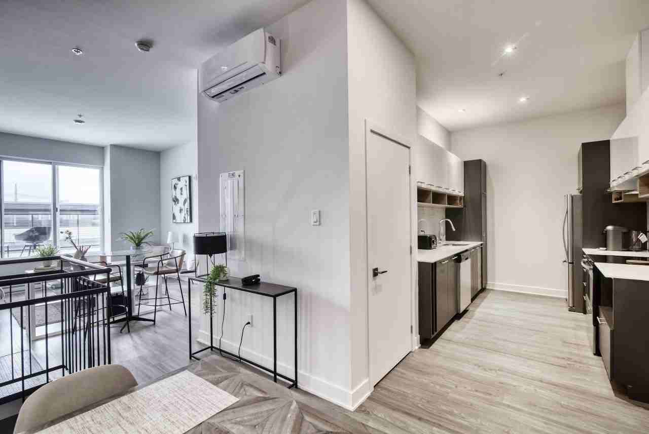 9675 Papineau - Photo 7 of 50