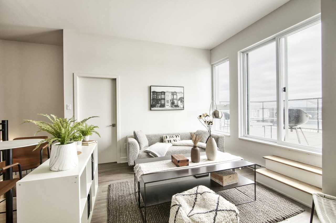 9675 Av Papineau — photo 2