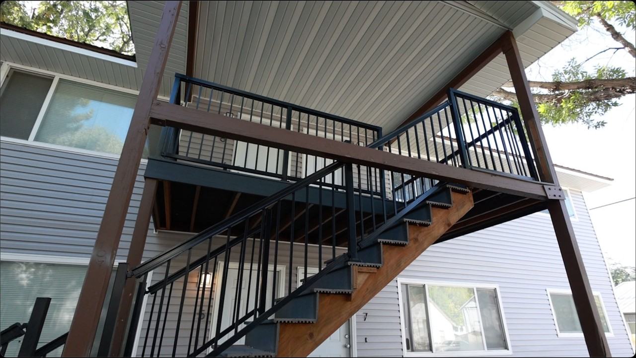 1227 S 4th Ave - Photo 3 of 4