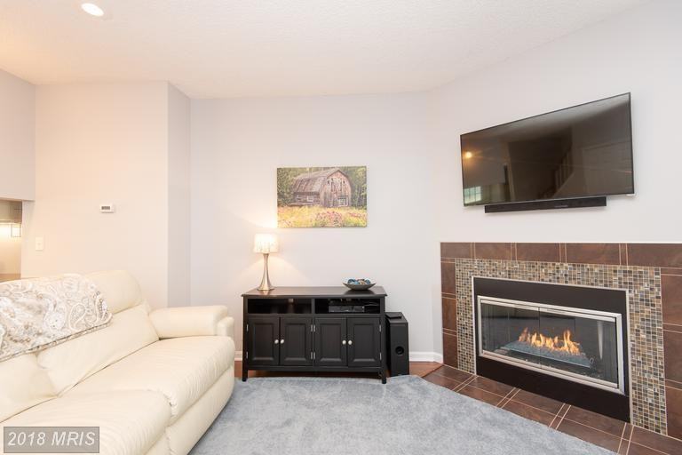 3070 Madden Ct - Photo 7 of 20