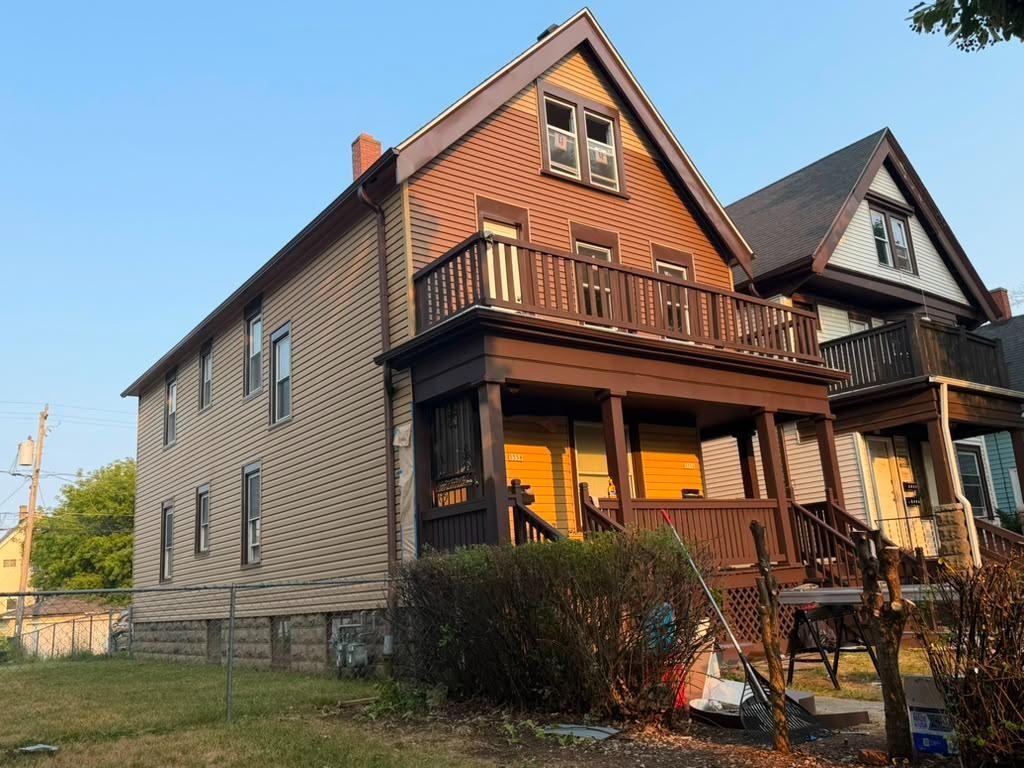 3356-3358 N Buffum St - Photo 3 of 5