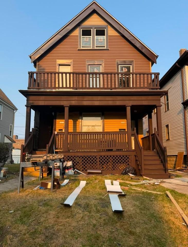 3356-3358 N Buffum St - Photo 4 of 5