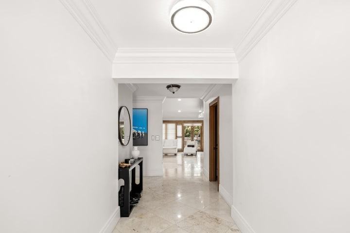 5223 Deerhurst Crescent Circle - Photo 3 of 8